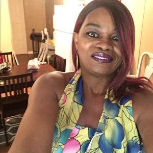 Meet your Posher, Dedra